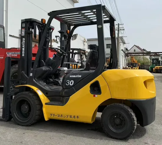 日本のディーゼル エンジン フォークリフト Tcm 15ton 25 Ton KOMATSU ディーゼル フォークリフト販売